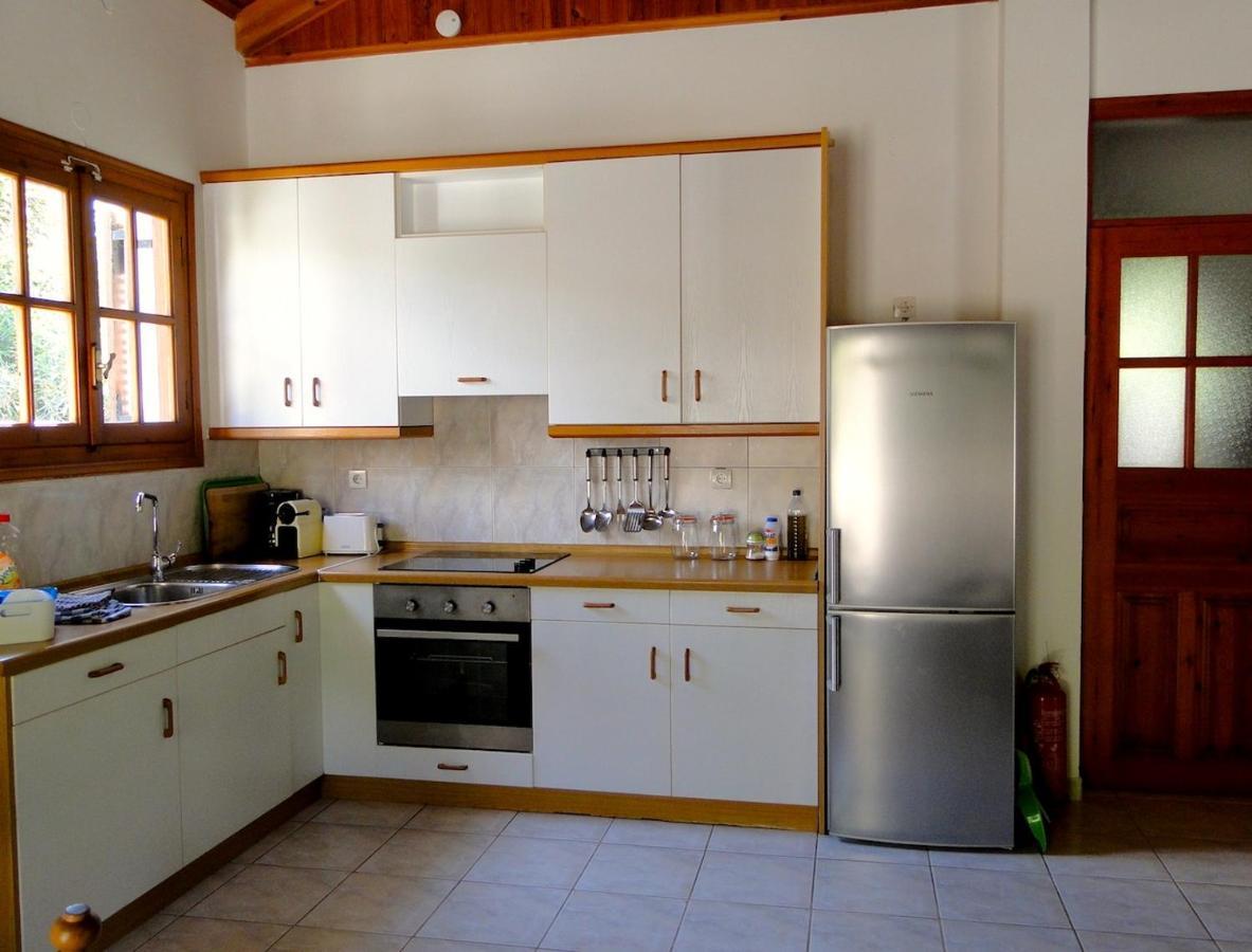 Gialova Garden Bungalow Luaran gambar