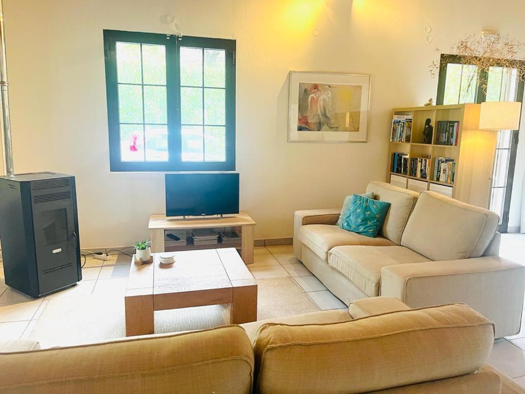Gialova Garden Bungalow Luaran gambar